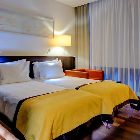 وسبا في.آي.بي فراند ليسبوا