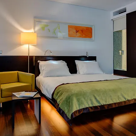 وسبا في.آي.بي فراند ليسبوا فندق