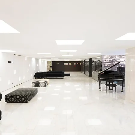 Hotel Vip Grand & 5*