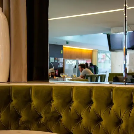Vip Grand & Hotel 5*