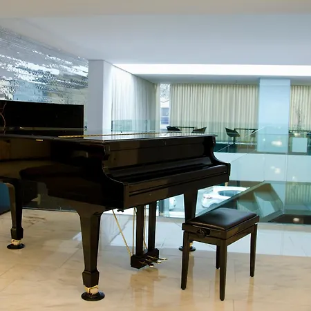 Vip Grand &