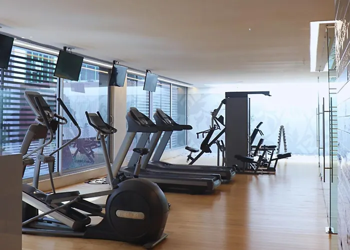 Vip Grand & מלון 5*